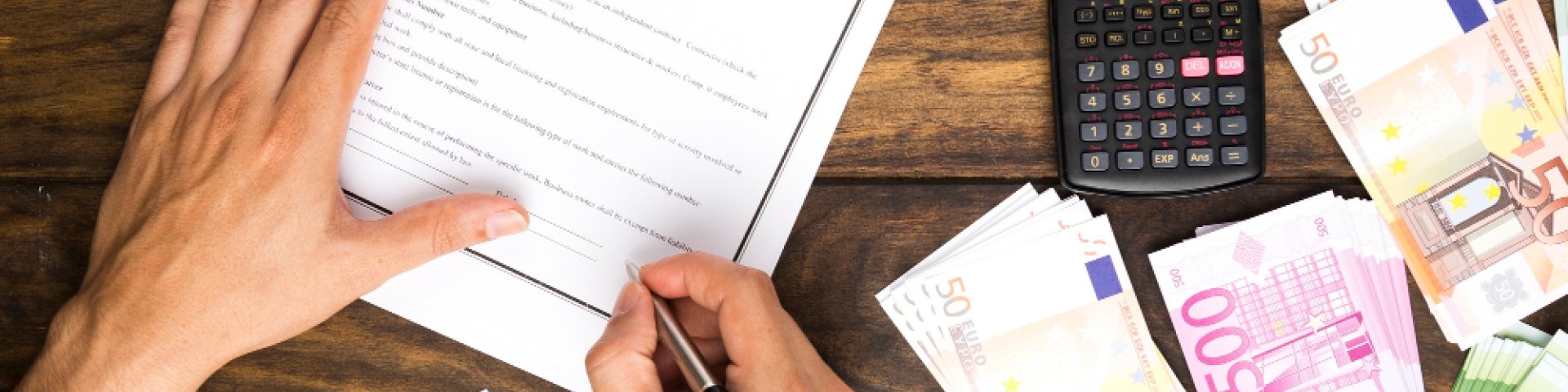 Wat zijn de valkuilen bij geld lenen?